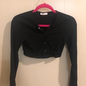 Long sleeve black button up crop top